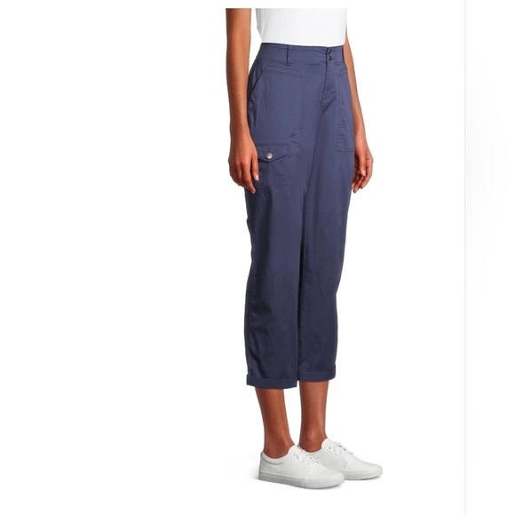 Time and Tru NEW Women's Cargo High Rise Relaxed Capri Pants - Blue - Size 16 - Picture 4 of 9